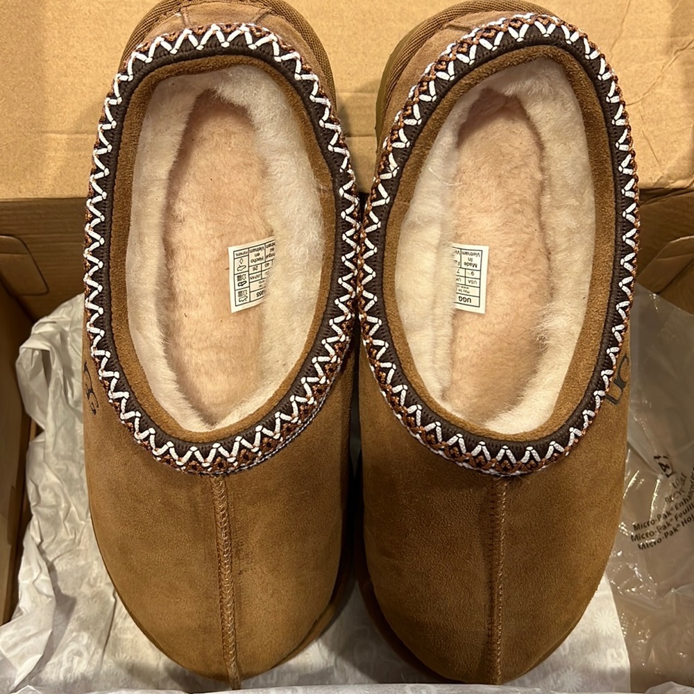 Ugg tasman slippers. Brand new in box. Size 9